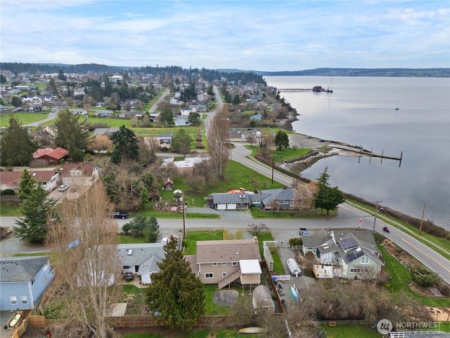 809 NE Perkins Street, Coupeville, WA 98239