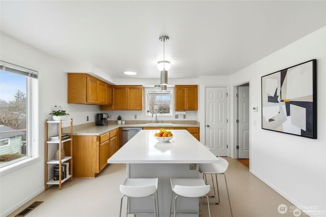 809 NE Perkins Street, Coupeville, WA 98239