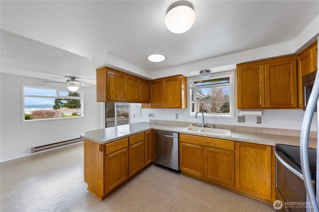 809 NE Perkins Street, Coupeville, WA 98239