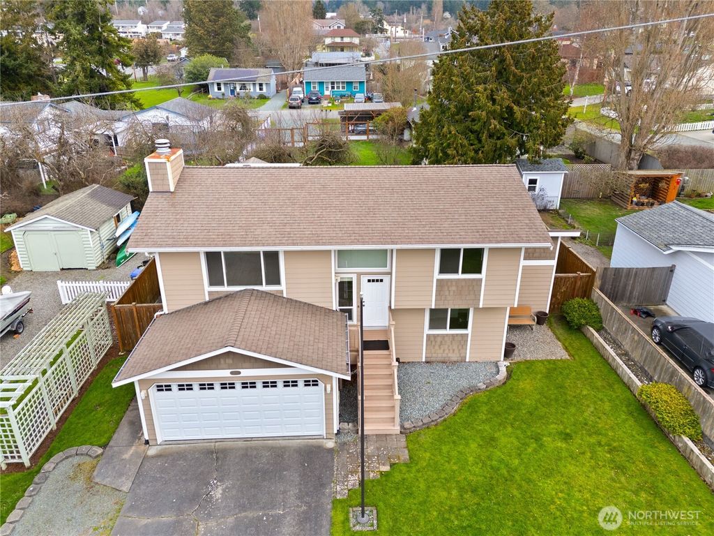 809 NE Perkins Street, Coupeville, WA 98239