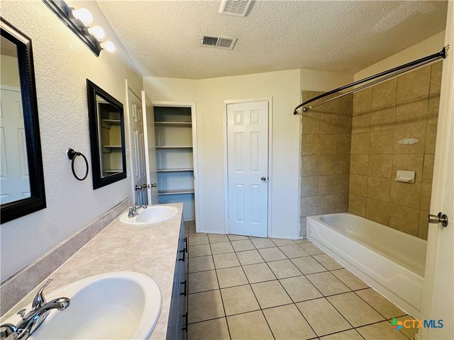 4301 River Oaks Drive, Killeen, TX 76543