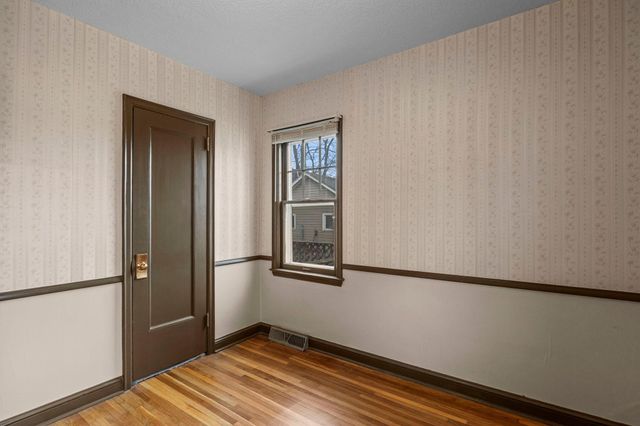 9300 Stevens Avenue S, Bloomington, MN 55420