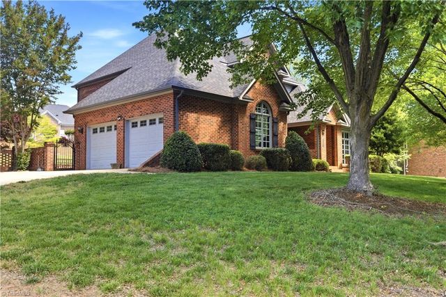 5055 Shady Maple Lane, Winston-salem, NC 27106
