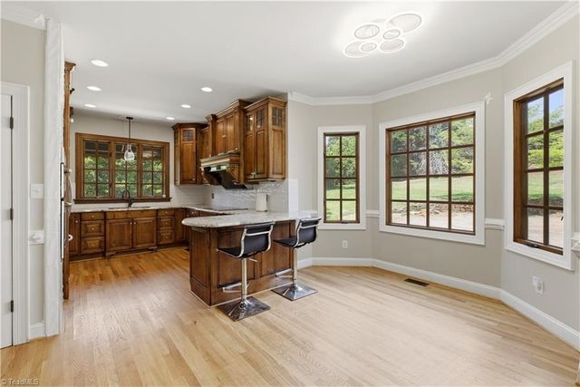 5055 Shady Maple Lane, Winston-salem, NC 27106