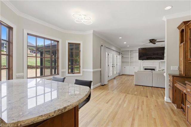 5055 Shady Maple Lane, Winston-salem, NC 27106