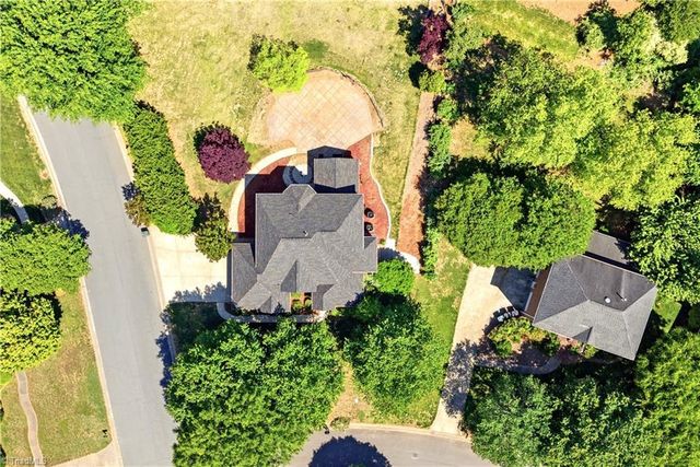 5055 Shady Maple Lane, Winston-salem, NC 27106