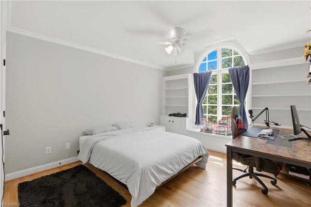 5055 Shady Maple Lane, Winston-salem, NC 27106