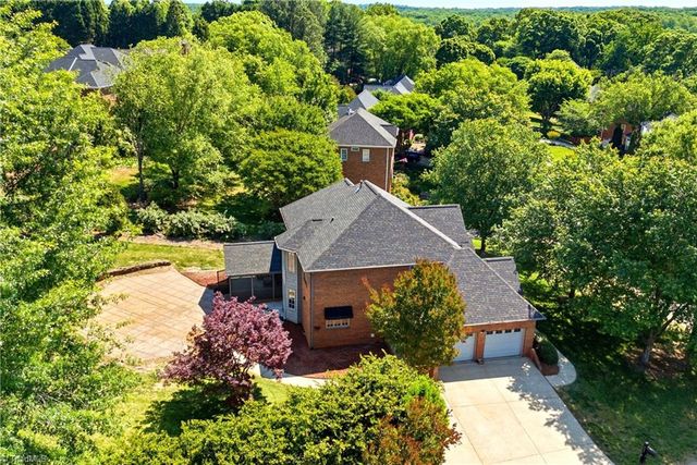 5055 Shady Maple Lane, Winston-salem, NC 27106