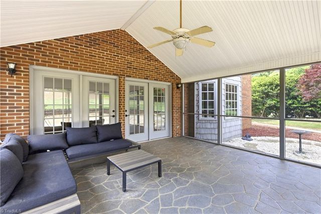 5055 Shady Maple Lane, Winston-salem, NC 27106