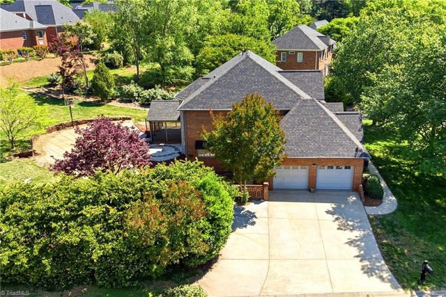 5055 Shady Maple Lane, Winston-salem, NC 27106