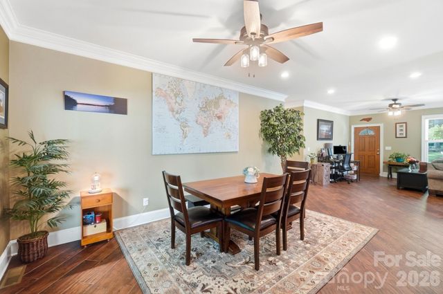 4739 Mountain Island Drive W, Charlotte, NC 28214