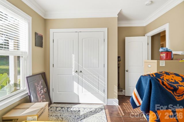 4739 Mountain Island Drive W, Charlotte, NC 28214