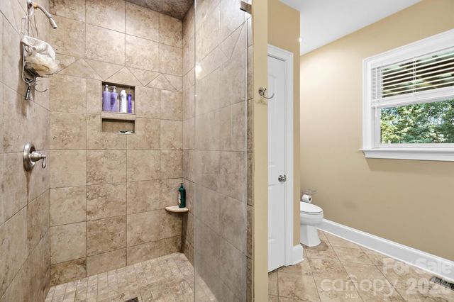 4739 Mountain Island Drive W, Charlotte, NC 28214