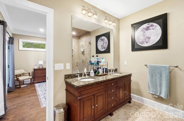 4739 Mountain Island Drive W, Charlotte, NC 28214