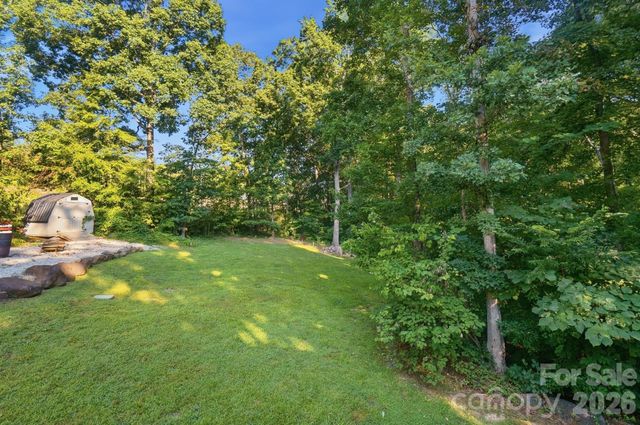 4739 Mountain Island Drive W, Charlotte, NC 28214