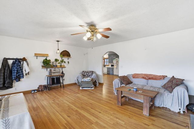 195 Mountain Crest Drive, Whitwell, TN 37397