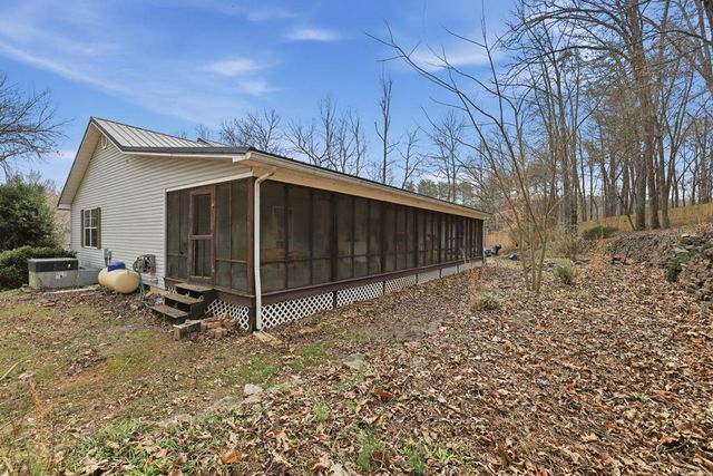 195 Mountain Crest Drive, Whitwell, TN 37397