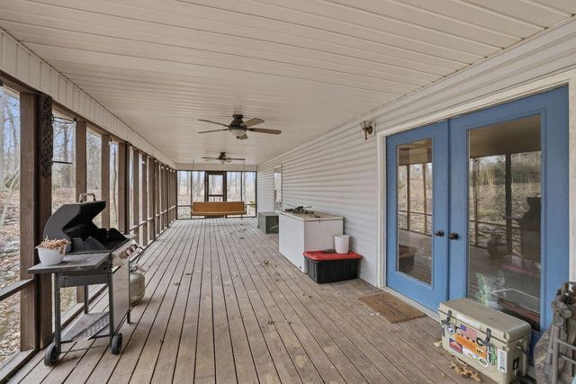 195 Mountain Crest Drive, Whitwell, TN 37397