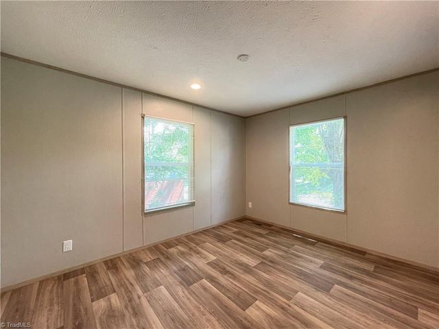 2317 Elbon Drive, Winston-salem, NC 27105