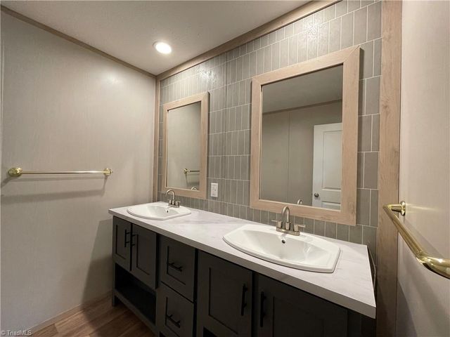 2317 Elbon Drive, Winston-salem, NC 27105
