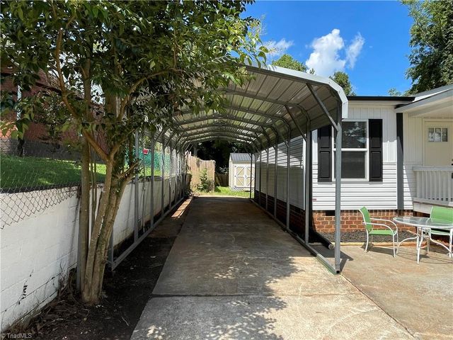2317 Elbon Drive, Winston-salem, NC 27105