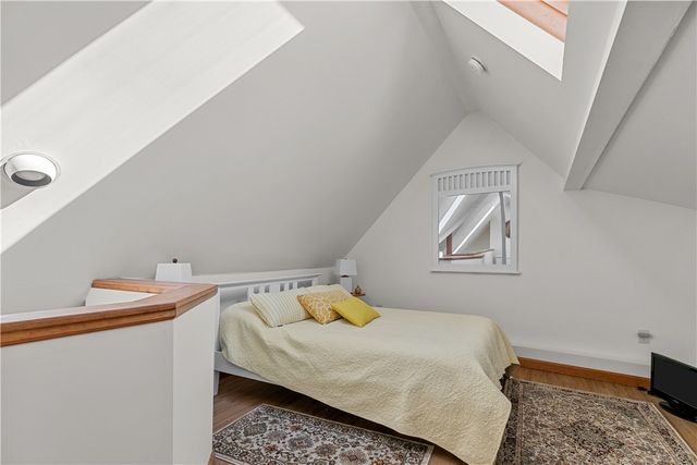 11 Catherine Street B, Newport, RI 02840