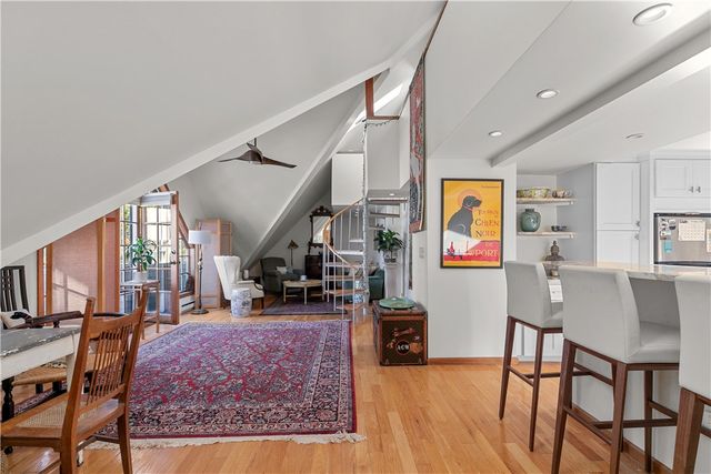 11 Catherine Street B, Newport, RI 02840