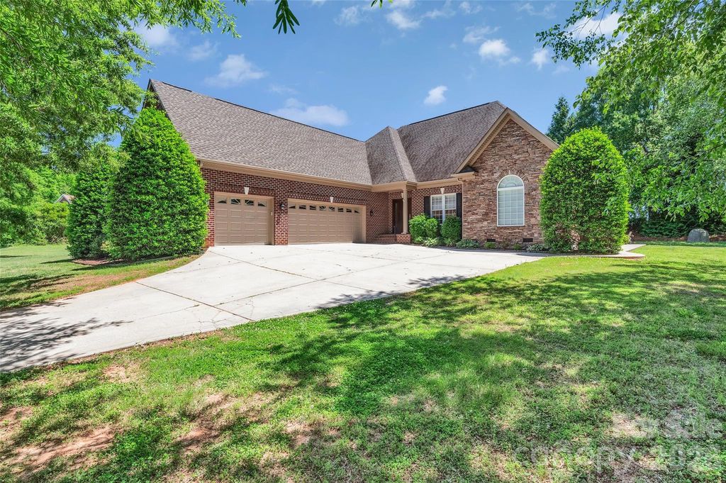 8007 Fletcher Court, Waxhaw, NC 28173