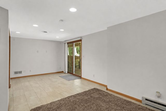 12770 Homestead Drive, Hugo, MN 55110