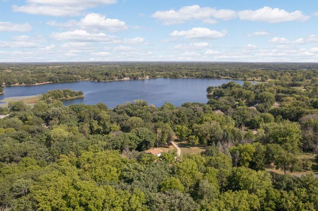 12770 Homestead Drive, Hugo, MN 55110