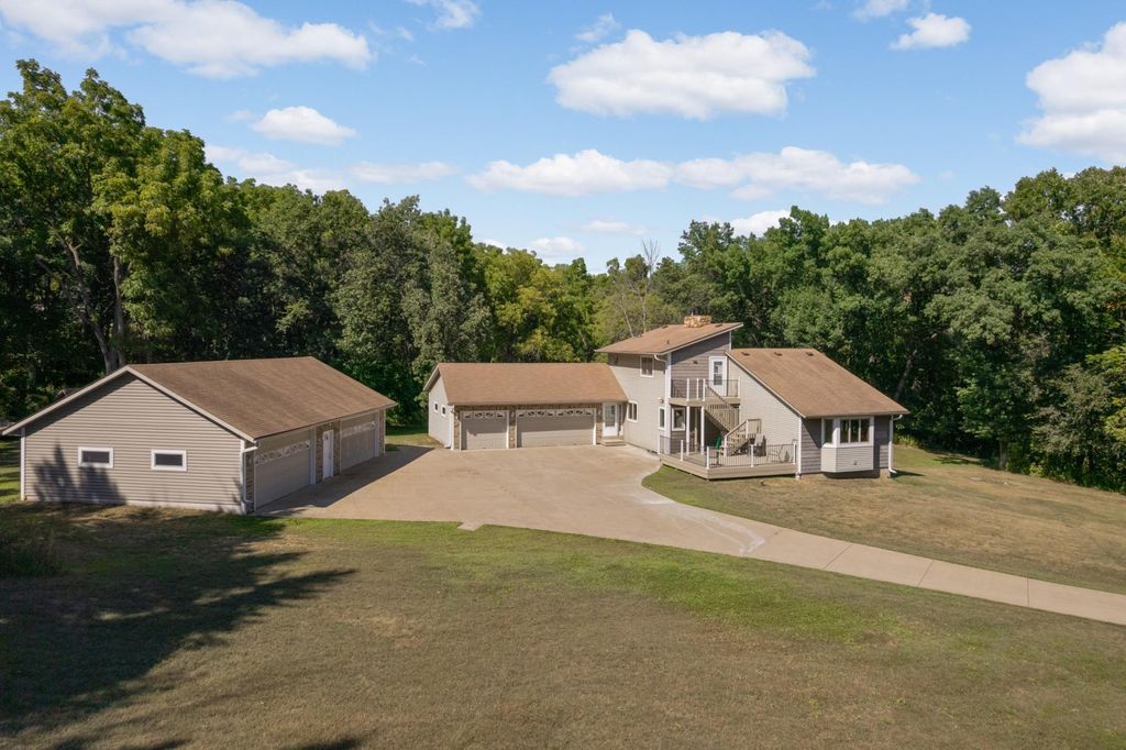 12770 Homestead Drive, Hugo, MN 55110 — photo 2