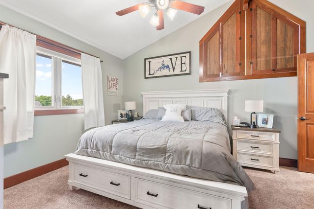 78 Free Bird Lane, Reeds Spring, MO 65737
