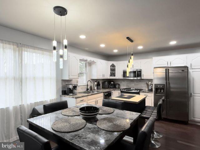 4312 STOUDTS FERRY BRIDGE RD, Reading, PA 19605