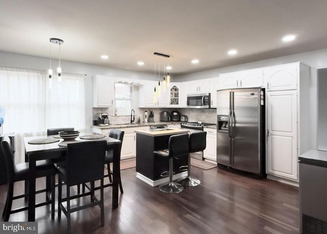 4312 STOUDTS FERRY BRIDGE RD, Reading, PA 19605