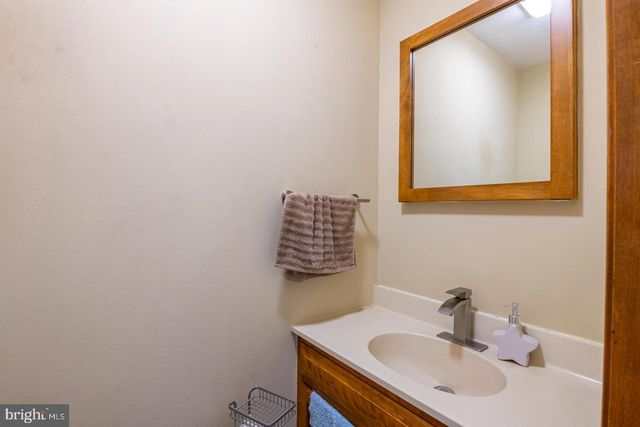 4312 STOUDTS FERRY BRIDGE RD, Reading, PA 19605