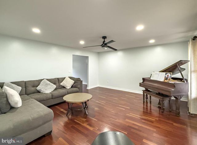 4312 STOUDTS FERRY BRIDGE RD, Reading, PA 19605