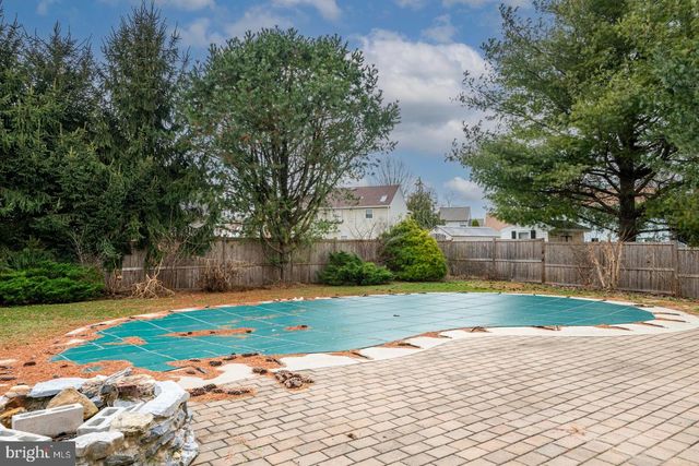 4312 STOUDTS FERRY BRIDGE RD, Reading, PA 19605