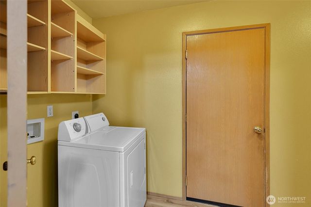 831 SW 364th Place, Federal Way, WA 98023