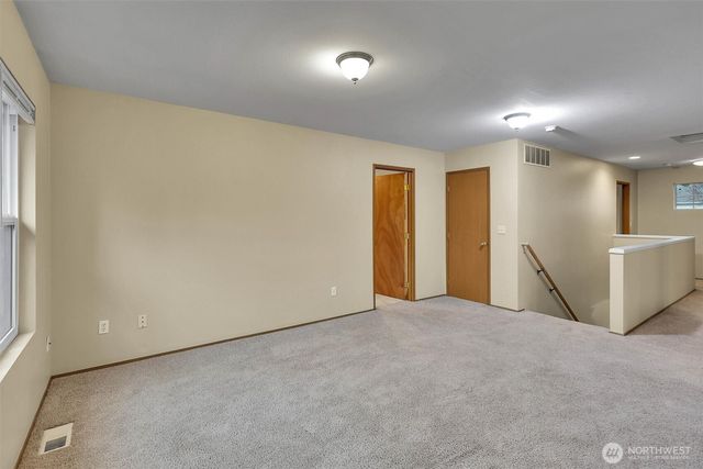 831 SW 364th Place, Federal Way, WA 98023