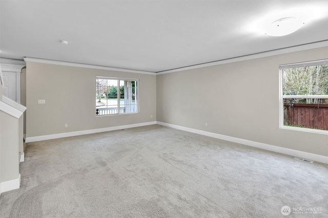 831 SW 364th Place, Federal Way, WA 98023