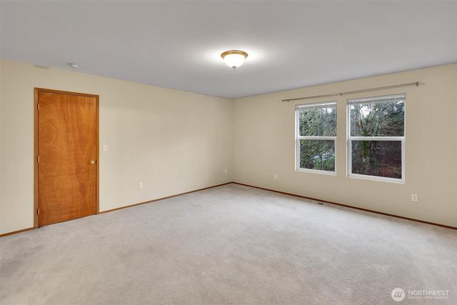 831 SW 364th Place, Federal Way, WA 98023