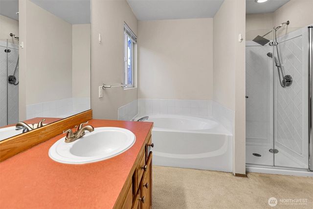 831 SW 364th Place, Federal Way, WA 98023