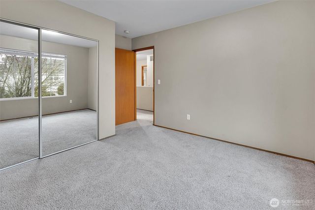 831 SW 364th Place, Federal Way, WA 98023