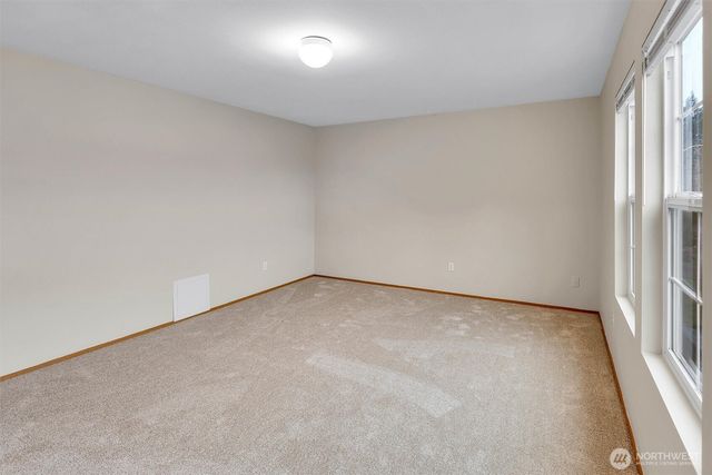 831 SW 364th Place, Federal Way, WA 98023