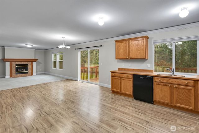 831 SW 364th Place, Federal Way, WA 98023