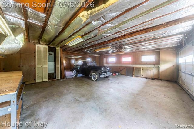 12054 Belleville Road, Belleville, MI 48111