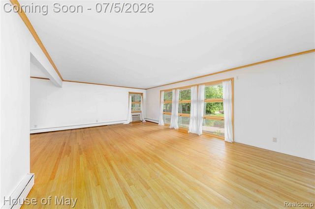 12054 Belleville Road, Belleville, MI 48111