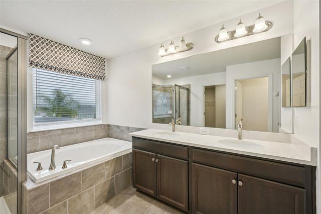 5320 LITTLE STREAM LANE, Wesley Chapel, FL 33545