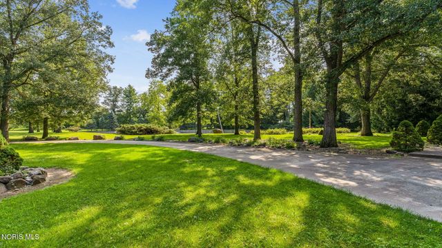 5786 Township Road 243, Findlay, OH 45840