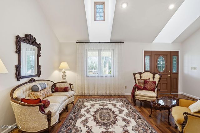 5786 Township Road 243, Findlay, OH 45840